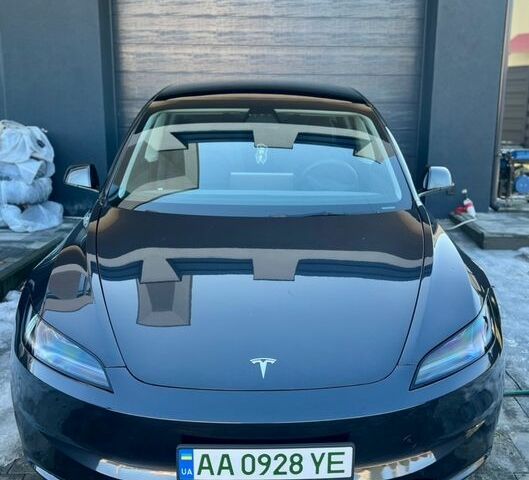 Серый Тесла Модель 3, объемом двигателя 0 л и пробегом 8 тыс. км за 30800 $, фото 7 на Automoto.ua