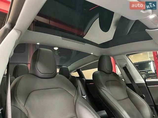 Серый Тесла Модель 3, объемом двигателя 0 л и пробегом 25 тыс. км за 8100 $, фото 18 на Automoto.ua