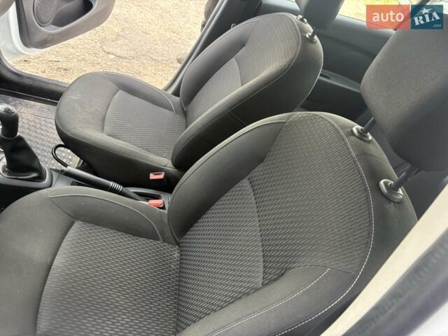 Сірий Тесла Модель 3, об'ємом двигуна 0 л та пробігом 1 тис. км за 13892 $, фото 5 на Automoto.ua