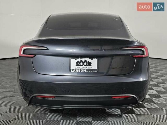 Серый Тесла Модель 3, объемом двигателя 0 л и пробегом 27 тыс. км за 8700 $, фото 4 на Automoto.ua