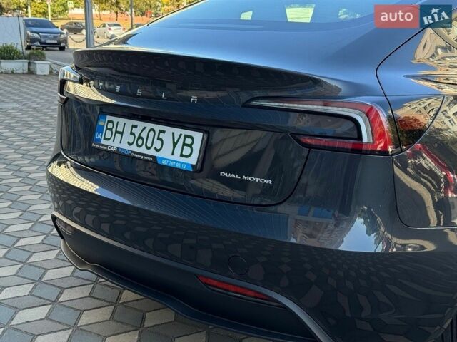 Серый Тесла Модель 3, объемом двигателя 0 л и пробегом 12 тыс. км за 29500 $, фото 15 на Automoto.ua