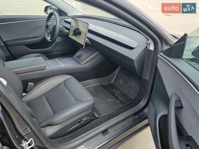 Серый Тесла Модель 3, объемом двигателя 0 л и пробегом 3 тыс. км за 28500 $, фото 33 на Automoto.ua