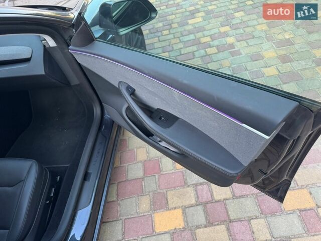 Сірий Тесла Модель 3, об'ємом двигуна 0 л та пробігом 14 тис. км за 28500 $, фото 15 на Automoto.ua
