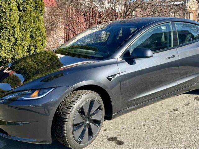 Серый Тесла Модель 3, объемом двигателя 0 л и пробегом 8 тыс. км за 28800 $, фото 5 на Automoto.ua