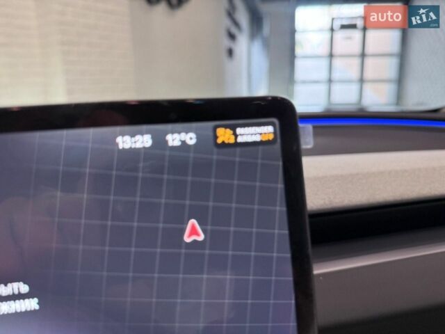 Сірий Тесла Модель 3, об'ємом двигуна 0 л та пробігом 9 тис. км за 34999 $, фото 71 на Automoto.ua