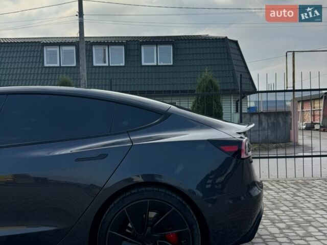 Сірий Тесла Модель 3, об'ємом двигуна 0 л та пробігом 6 тис. км за 40500 $, фото 2 на Automoto.ua