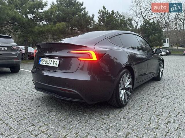 Серый Тесла Модель 3, объемом двигателя 0 л и пробегом 5 тыс. км за 28500 $, фото 6 на Automoto.ua