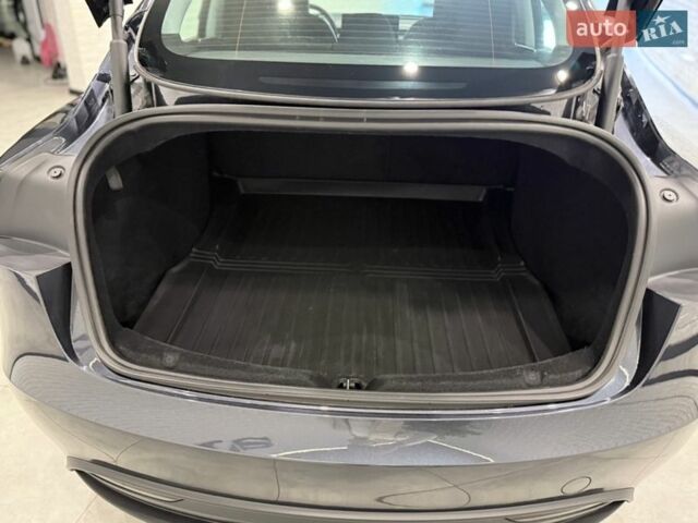 Сірий Тесла Модель 3, об'ємом двигуна 0 л та пробігом 9 тис. км за 29999 $, фото 16 на Automoto.ua