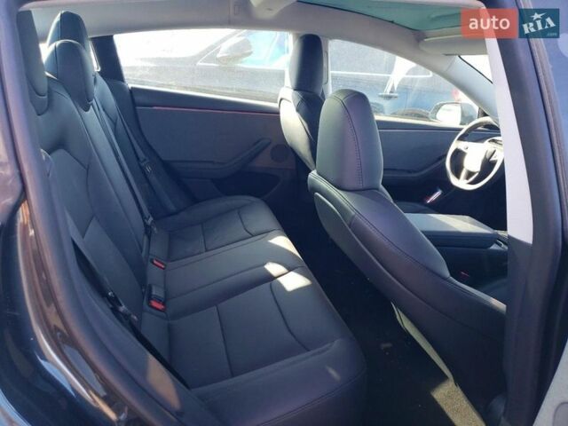 Сірий Тесла Модель 3, об'ємом двигуна 0 л та пробігом 7 тис. км за 12000 $, фото 9 на Automoto.ua