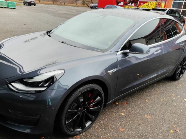 Серый Тесла Модель 3, объемом двигателя 0 л и пробегом 55 тыс. км за 23500 $, фото 14 на Automoto.ua