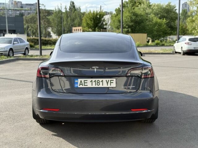 Сірий Тесла Модель 3, об'ємом двигуна 0 л та пробігом 52 тис. км за 24000 $, фото 2 на Automoto.ua