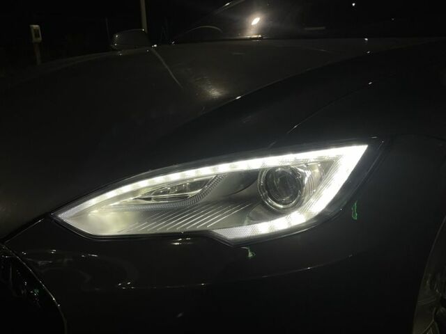 Сірий Тесла Модель 3, об'ємом двигуна 0 л та пробігом 169 тис. км за 11999 $, фото 7 на Automoto.ua