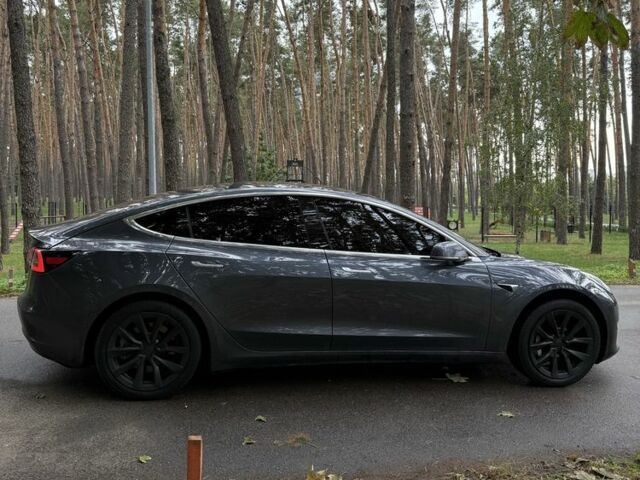 Сірий Тесла Модель 3, об'ємом двигуна 0 л та пробігом 200 тис. км за 16500 $, фото 8 на Automoto.ua