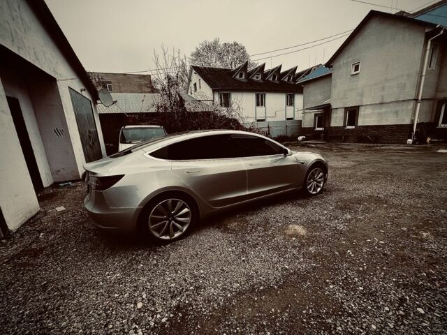 Сірий Тесла Модель 3, об'ємом двигуна 0 л та пробігом 230 тис. км за 13800 $, фото 6 на Automoto.ua