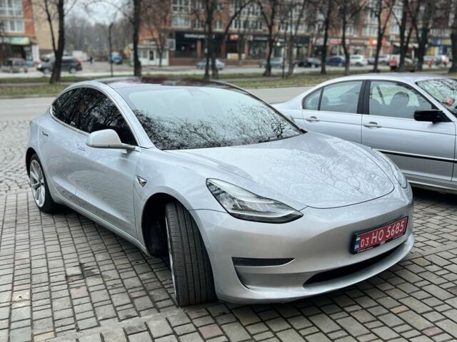 Сірий Тесла Модель 3, об'ємом двигуна 0 л та пробігом 230 тис. км за 13800 $, фото 1 на Automoto.ua