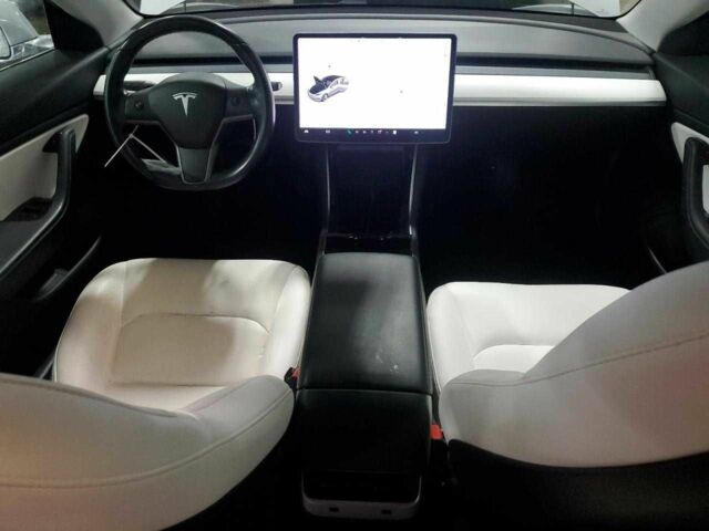 Тесла Модель 3 2018 в Киеве на Automoto.ua Серый Тесла Модель 3, объемом двигателя 0 л и пробегом 64 тыс. км за 3800 $, фото 7 на Automoto.ua