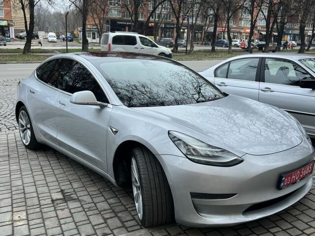 Серый Тесла Модель 3, объемом двигателя 0 л и пробегом 230 тыс. км за 13800 $, фото 3 на Automoto.ua