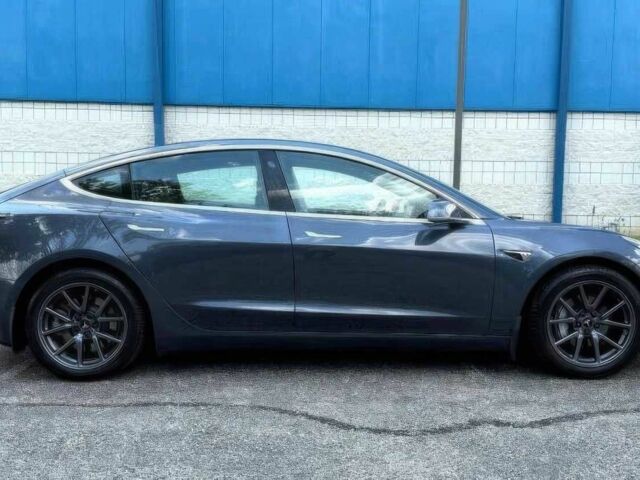 Сірий Тесла Модель 3, об'ємом двигуна 0 л та пробігом 39 тис. км за 8600 $, фото 5 на Automoto.ua