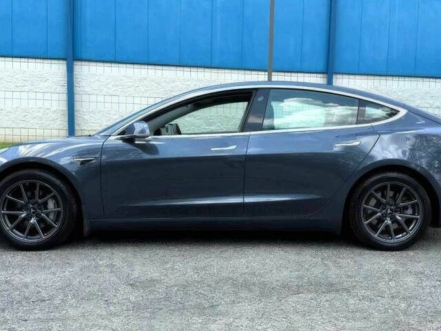 Сірий Тесла Модель 3, об'ємом двигуна 0 л та пробігом 39 тис. км за 8600 $, фото 6 на Automoto.ua