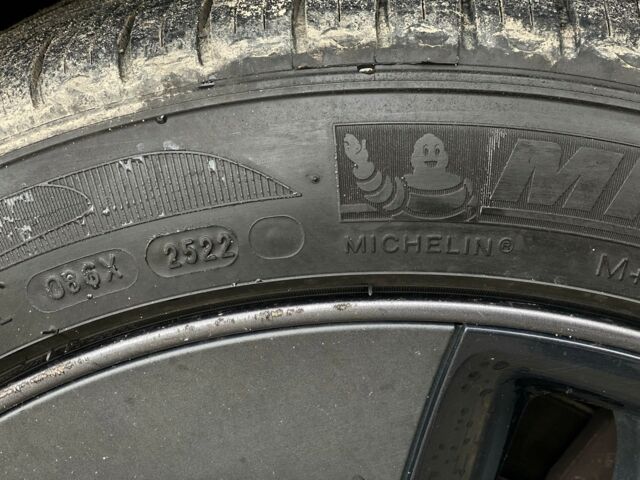 Синий Тесла Модель 3, объемом двигателя 0 л и пробегом 202 тыс. км за 15999 $, фото 8 на Automoto.ua