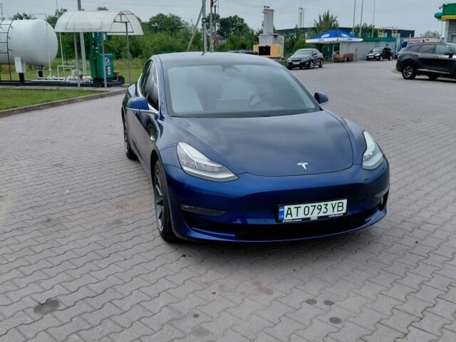 Синий Тесла Модель 3, объемом двигателя 0 л и пробегом 227 тыс. км за 14700 $, фото 1 на Automoto.ua