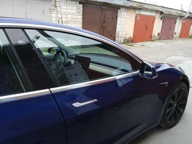 Синий Тесла Модель 3, объемом двигателя 0 л и пробегом 80 тыс. км за 19600 $, фото 3 на Automoto.ua