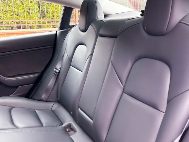 Синий Тесла Модель 3, объемом двигателя 0 л и пробегом 80 тыс. км за 19600 $, фото 22 на Automoto.ua