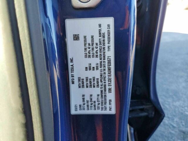 Синий Тесла Модель 3, объемом двигателя 0 л и пробегом 141 тыс. км за 12200 $, фото 9 на Automoto.ua