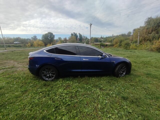 Синій Тесла Модель 3, об'ємом двигуна 0 л та пробігом 80 тис. км за 17800 $, фото 5 на Automoto.ua