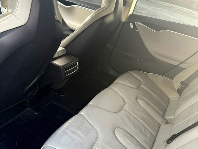 Синий Тесла Модель 3, объемом двигателя 0 л и пробегом 199 тыс. км за 11850 $, фото 5 на Automoto.ua