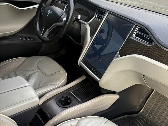 Синий Тесла Модель 3, объемом двигателя 0 л и пробегом 199 тыс. км за 11850 $, фото 3 на Automoto.ua