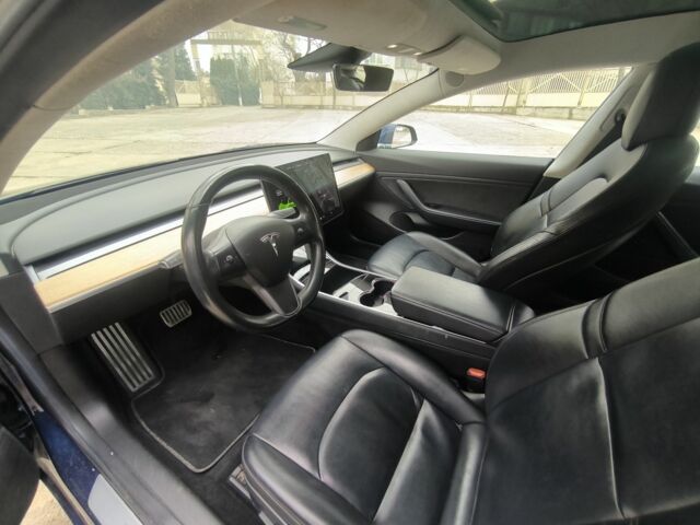 Синій Тесла Модель 3, об'ємом двигуна 0 л та пробігом 155 тис. км за 18500 $, фото 3 на Automoto.ua