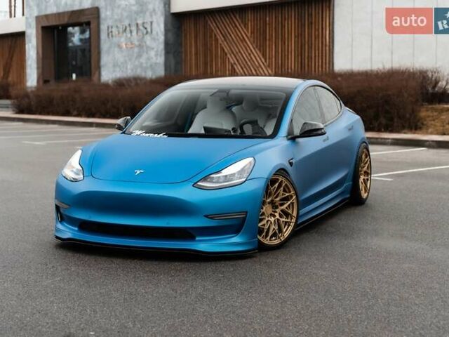 Синий Тесла Модель 3, объемом двигателя 0 л и пробегом 97 тыс. км за 40000 $, фото 2 на Automoto.ua