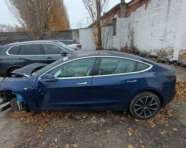 Синій Тесла Модель 3, об'ємом двигуна 0 л та пробігом 80 тис. км за 11200 $, фото 5 на Automoto.ua