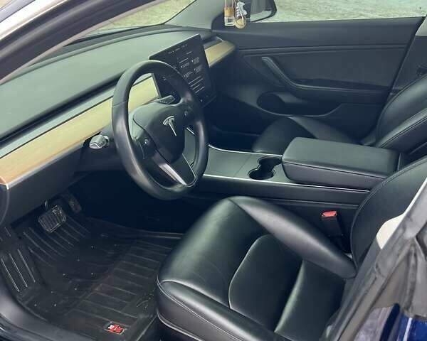 Синій Тесла Модель 3, об'ємом двигуна 0 л та пробігом 107 тис. км за 17500 $, фото 6 на Automoto.ua