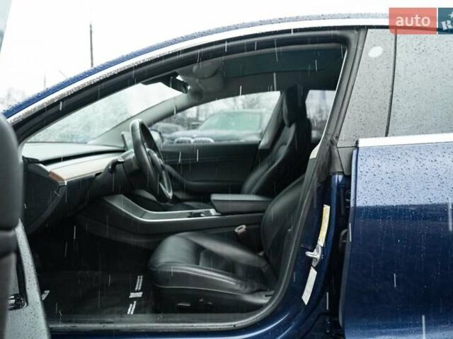 Синий Тесла Модель 3, объемом двигателя 0 л и пробегом 79 тыс. км за 18900 $, фото 14 на Automoto.ua