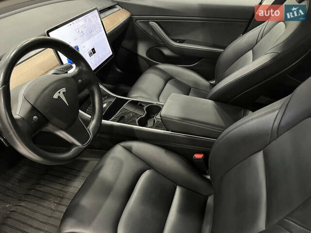 Тесла Модель 3 2018 у Києві на Automoto.ua Синій Тесла Модель 3, об'ємом двигуна 0 л та пробігом 48 тис. км за 31000 $, фото 26 на Automoto.ua