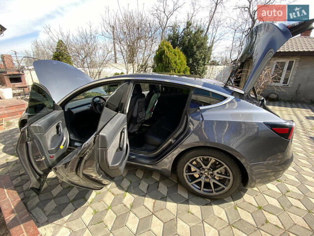 Синий Тесла Модель 3, объемом двигателя 0 л и пробегом 94 тыс. км за 15900 $, фото 17 на Automoto.ua