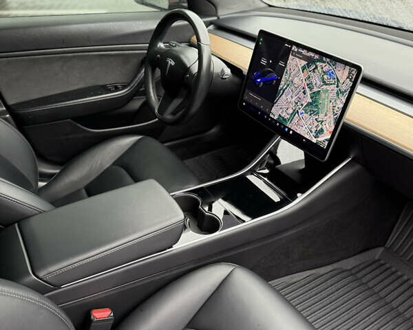 Синий Тесла Модель 3, объемом двигателя 0 л и пробегом 79 тыс. км за 18900 $, фото 17 на Automoto.ua