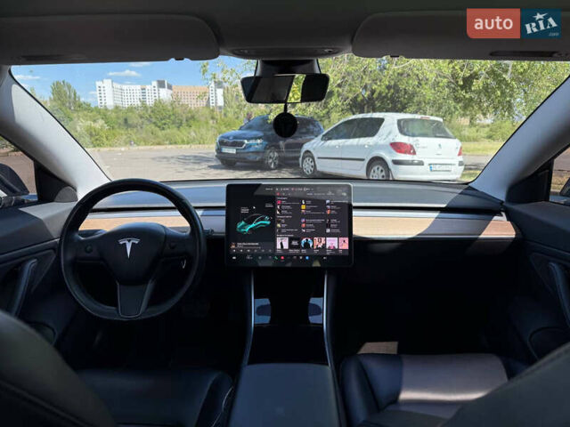 Синий Тесла Модель 3, объемом двигателя 0 л и пробегом 97 тыс. км за 19300 $, фото 26 на Automoto.ua