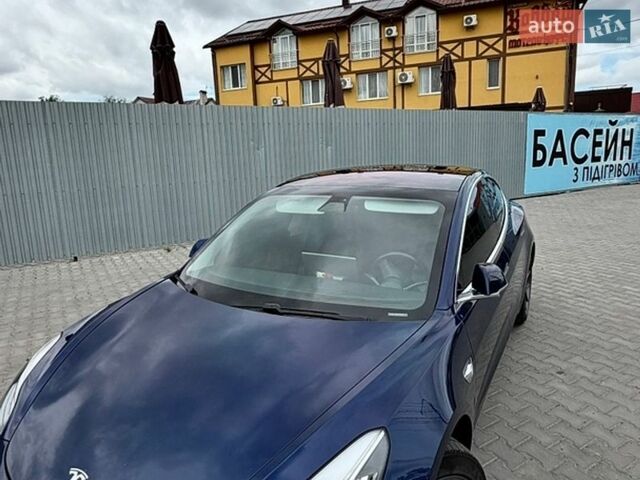 Синій Тесла Модель 3, об'ємом двигуна 0 л та пробігом 261 тис. км за 15500 $, фото 5 на Automoto.ua