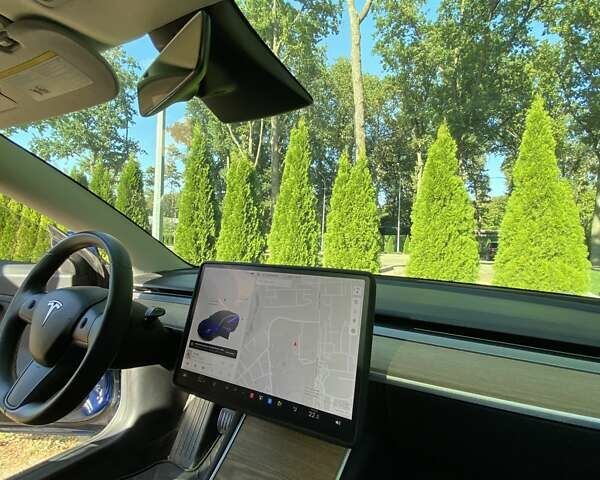 Синий Тесла Модель 3, объемом двигателя 0 л и пробегом 82 тыс. км за 17500 $, фото 24 на Automoto.ua