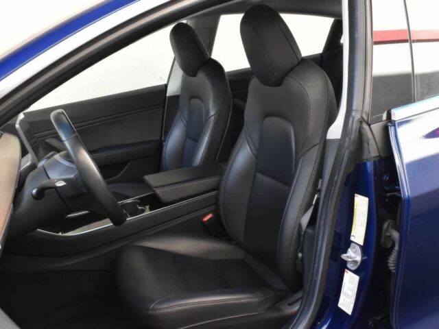 Синий Тесла Модель 3, объемом двигателя 0 л и пробегом 40 тыс. км за 8900 $, фото 9 на Automoto.ua