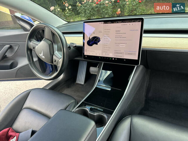 Синій Тесла Модель 3, об'ємом двигуна 0 л та пробігом 141 тис. км за 17700 $, фото 19 на Automoto.ua