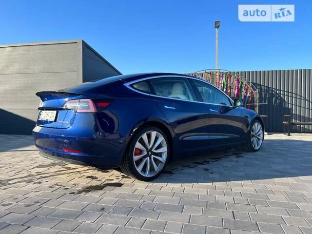 Синій Тесла Модель 3, об'ємом двигуна 0 л та пробігом 55 тис. км за 26000 $, фото 5 на Automoto.ua