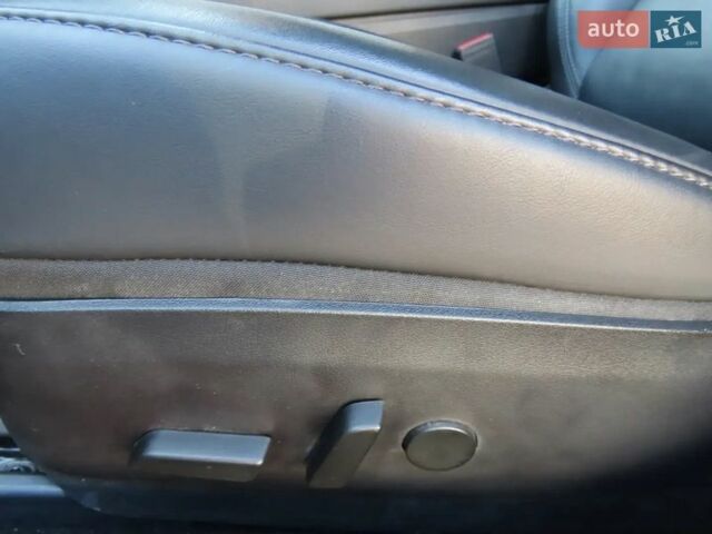 Синій Тесла Модель 3, об'ємом двигуна 0 л та пробігом 125 тис. км за 15500 $, фото 12 на Automoto.ua