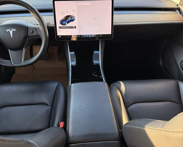 Синий Тесла Модель 3, объемом двигателя 0 л и пробегом 184 тыс. км за 13300 $, фото 9 на Automoto.ua