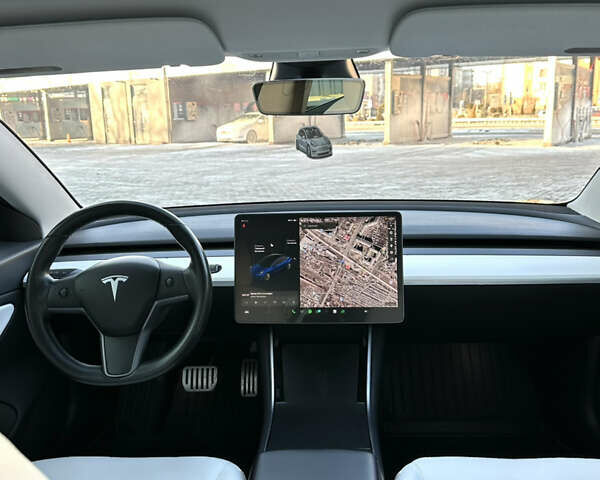 Синий Тесла Модель 3, объемом двигателя 0 л и пробегом 157 тыс. км за 19500 $, фото 7 на Automoto.ua