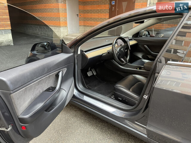 Синий Тесла Модель 3, объемом двигателя 0 л и пробегом 168 тыс. км за 16500 $, фото 31 на Automoto.ua