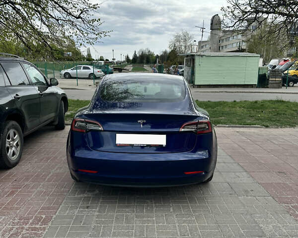 Синий Тесла Модель 3, объемом двигателя 0 л и пробегом 112 тыс. км за 18300 $, фото 4 на Automoto.ua
